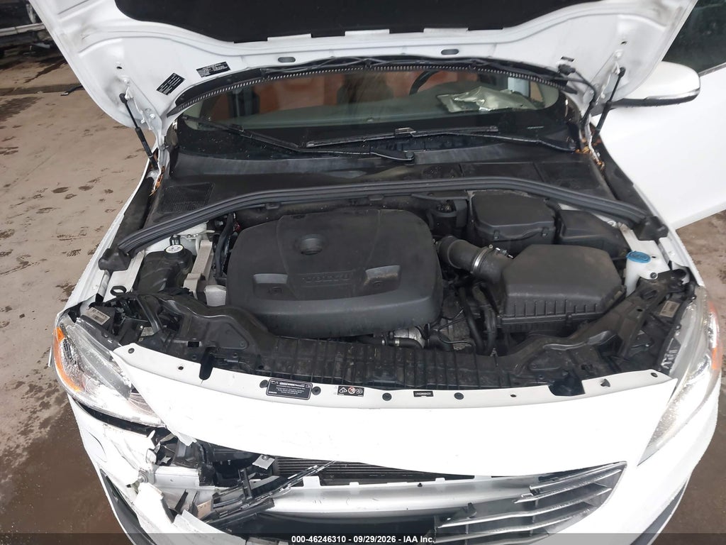 2017 Volvo S60 Inscription T5 Platinum photo 10