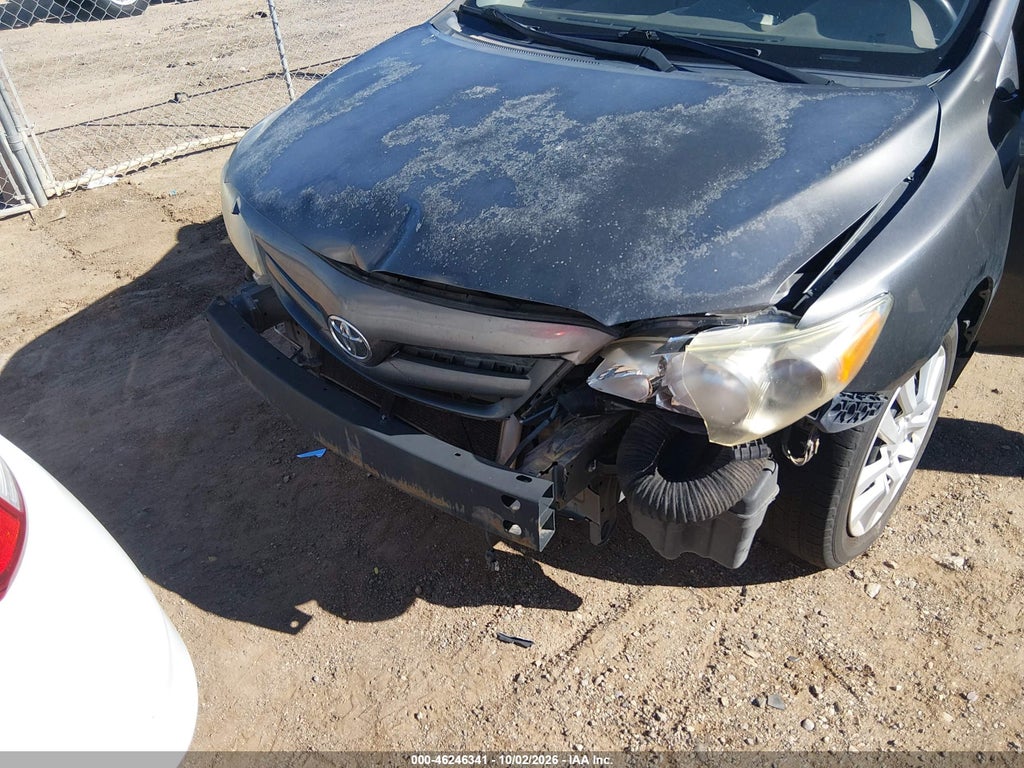 2012 Toyota Corolla LE photo 6
