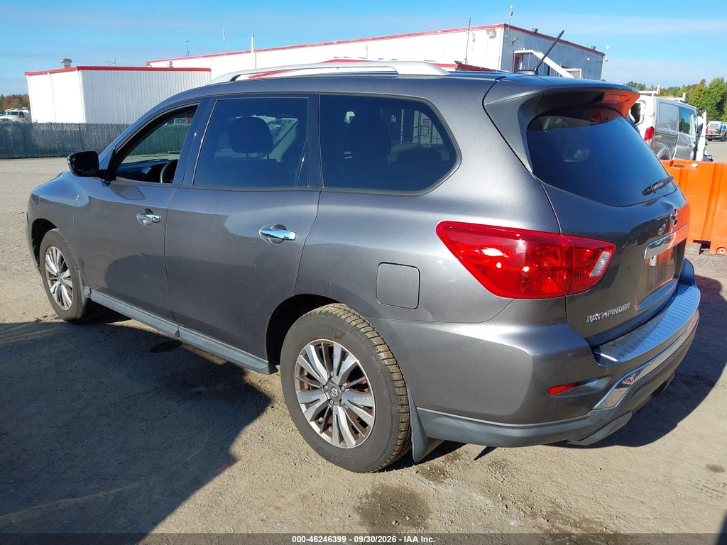 2017 Nissan Pathfinder S photo 3
