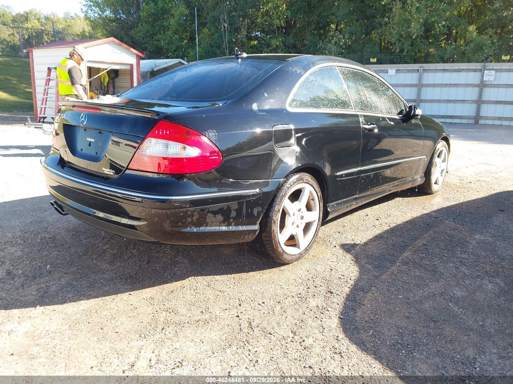 2009 Mercedes-Benz CLK 350 photo 4