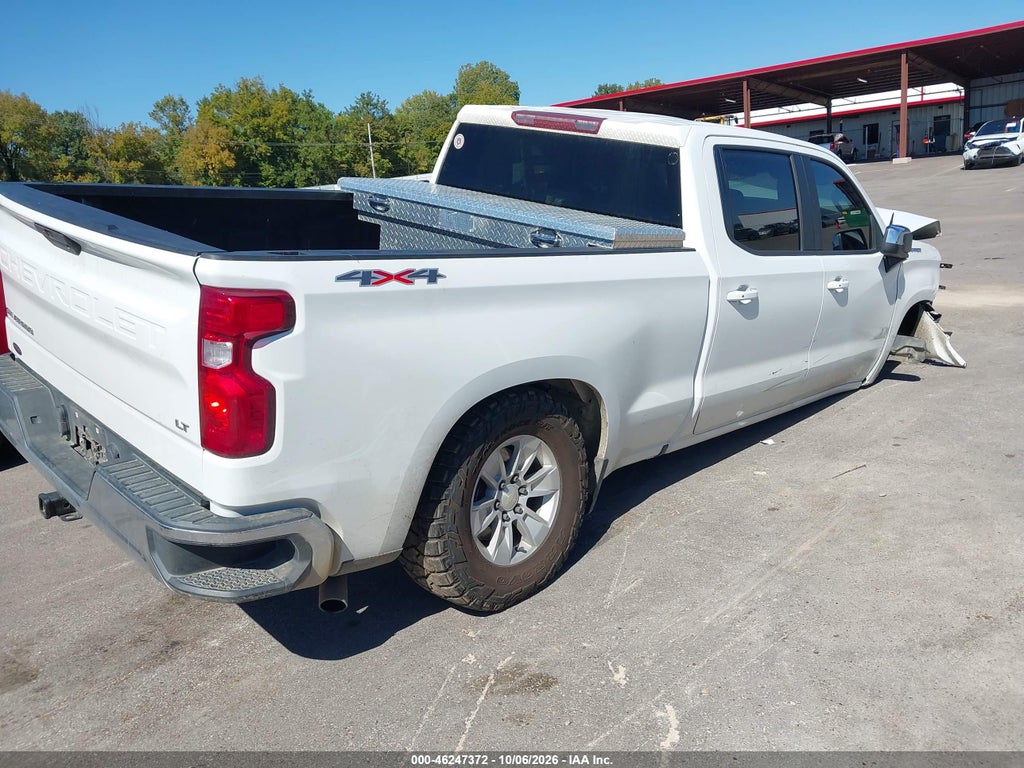 2019 Chevrolet Silverado 1500 LT photo 4