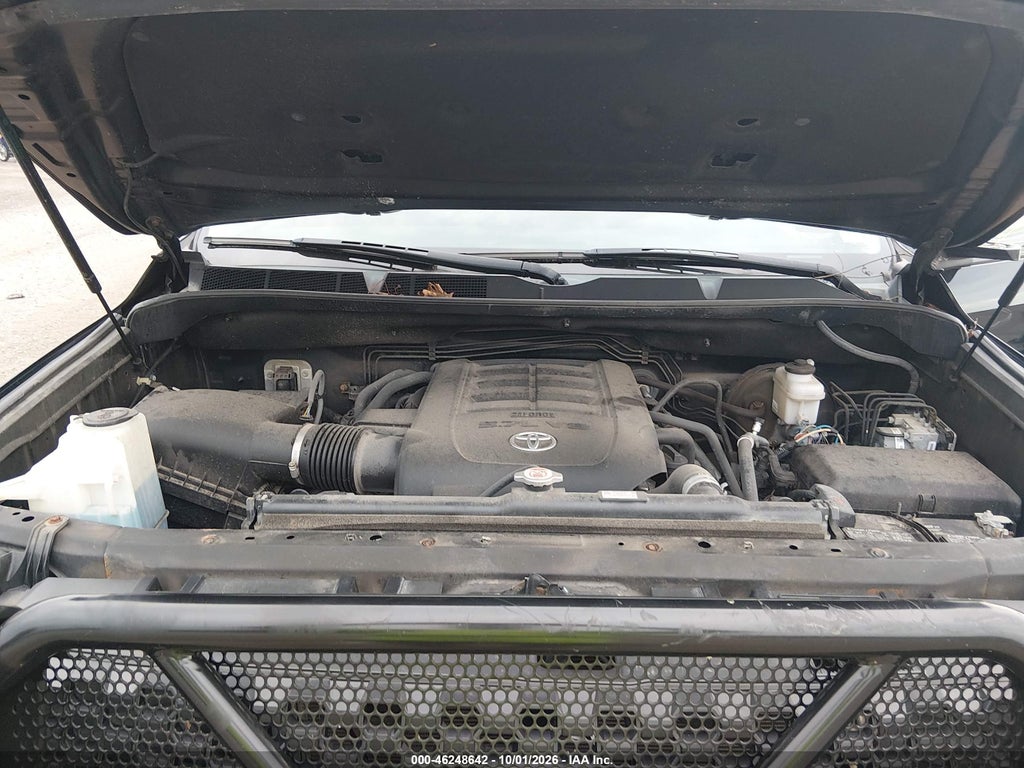 2020 Toyota Tundra SR5 photo 10