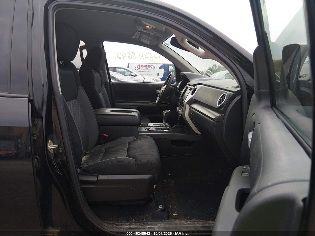 2020 Toyota Tundra SR5 photo 5