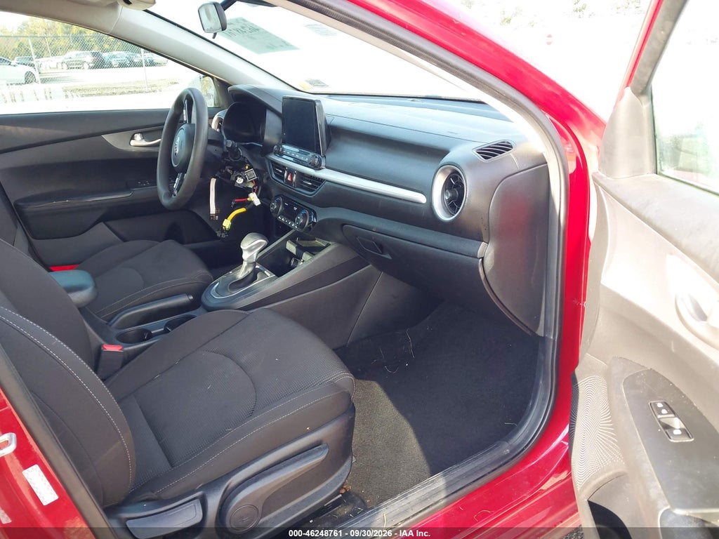 2019 Kia Forte LXS photo 5