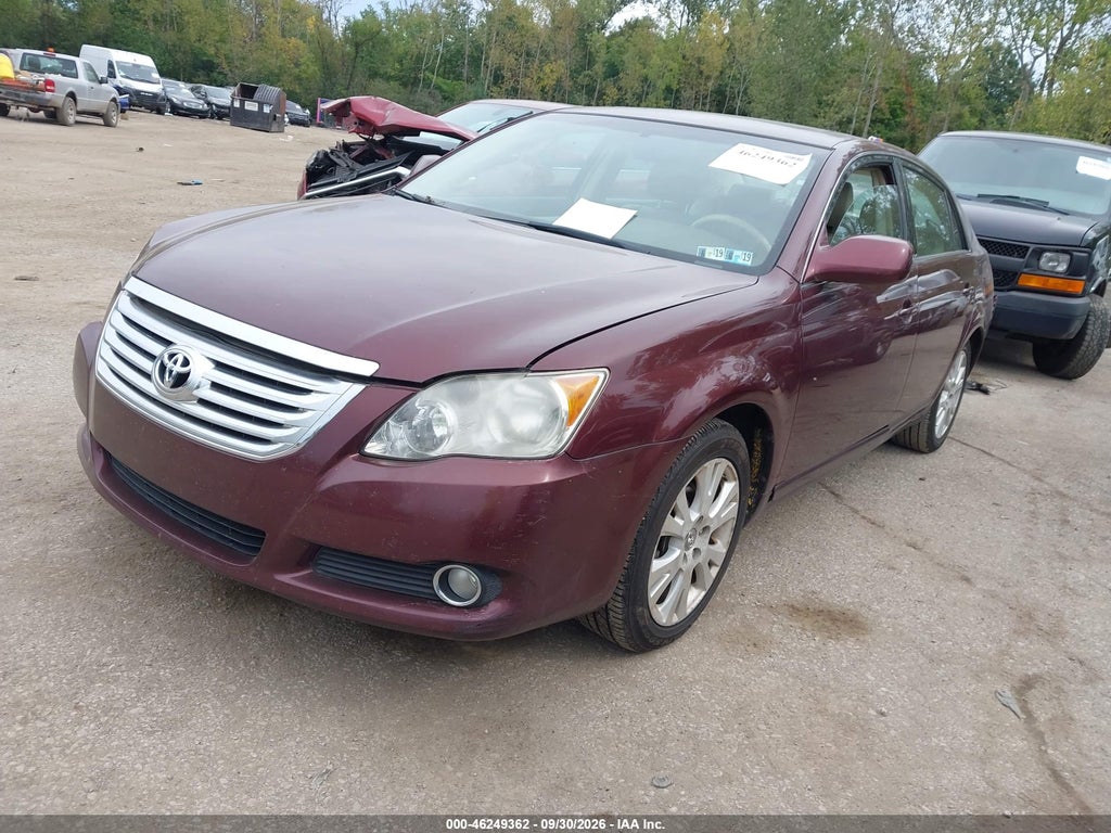 2008 Toyota Avalon XLS photo 2