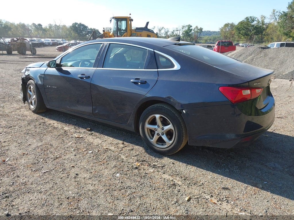 2017 Chevrolet Malibu LS photo 3