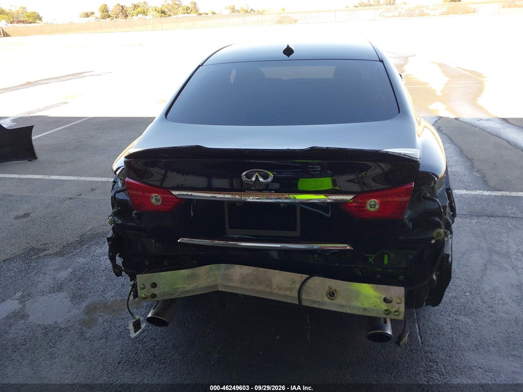 2014 Infiniti Q50 Hybrid Sport photo 6