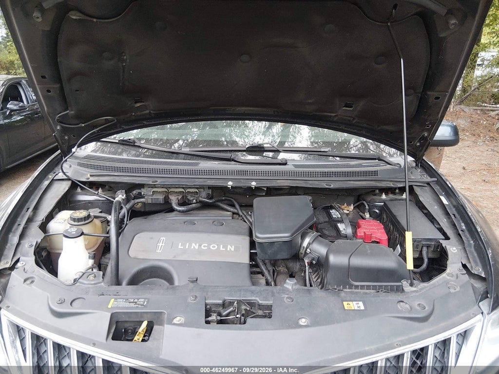 2013 Lincoln MKX photo 10