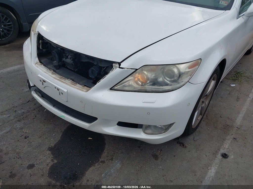 2012 Lexus LS 460 L photo 6