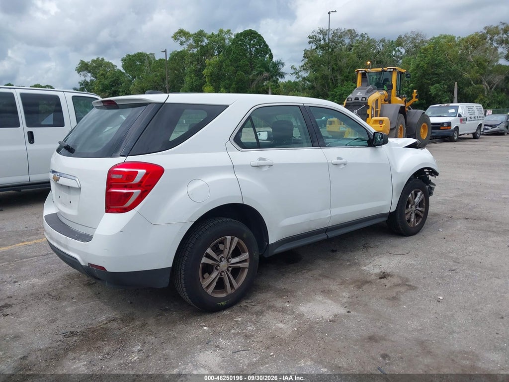 2017 Chevrolet Equinox LS photo 4