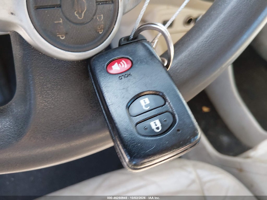 2012 Toyota Prius V TWO photo 11