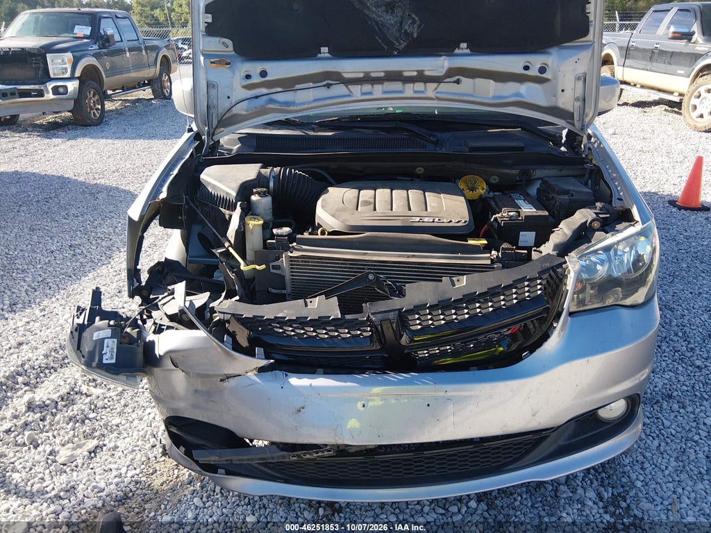 2016 Dodge Grand Caravan SXT photo 10