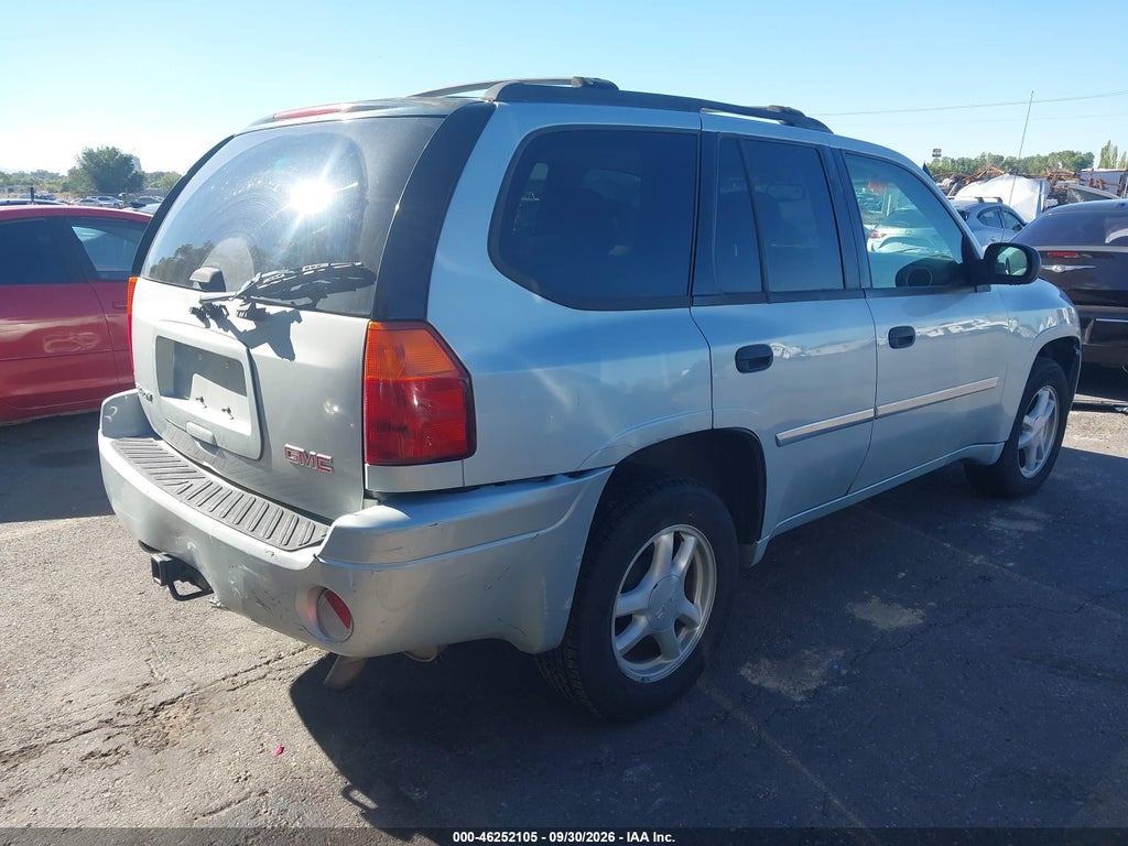 2007 GMC Envoy SLE Commercial photo 4