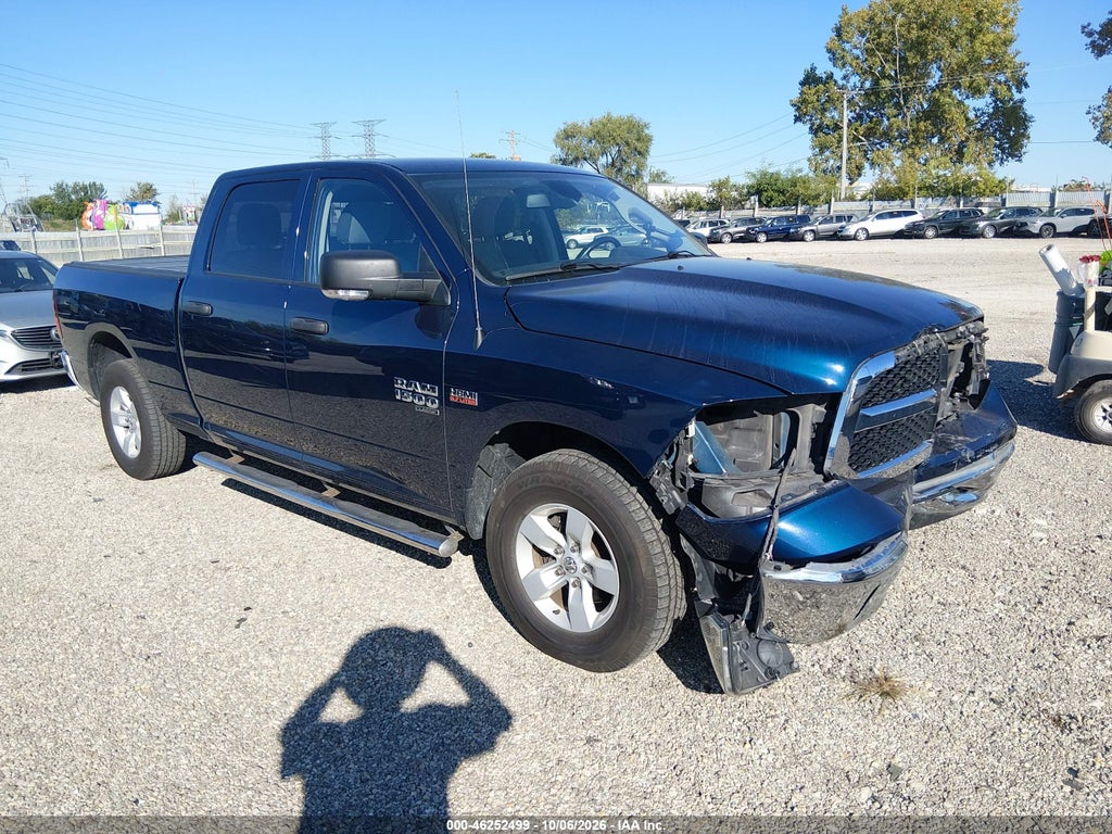 2023 Ram 1500 Classic SLT 4X4 6'4 Box photo 1