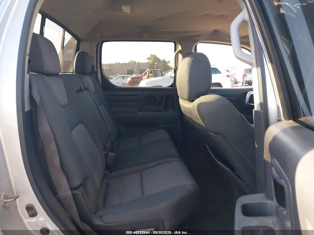 2006 Honda Ridgeline RTS photo 8