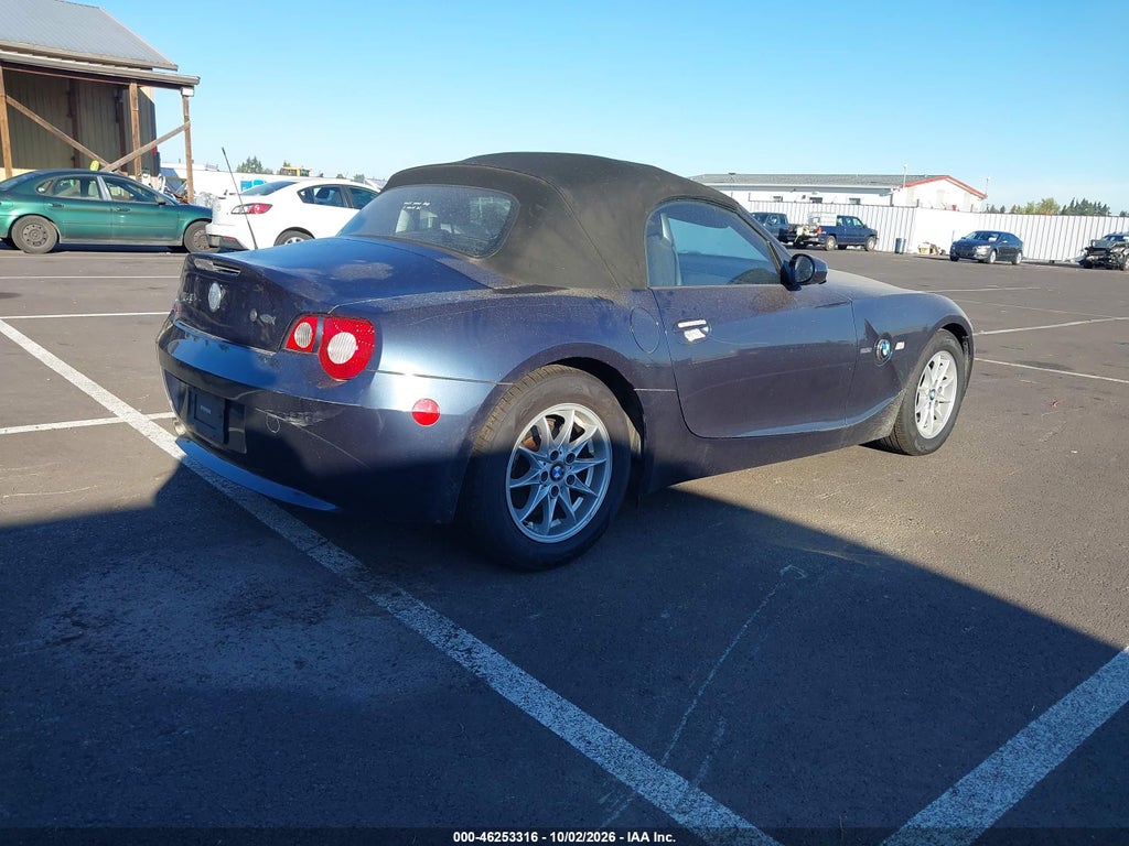 2005 BMW Z4 2.5I photo 4