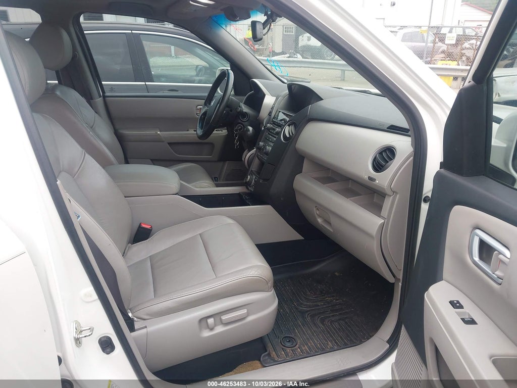 2015 Honda Pilot Touring photo 5