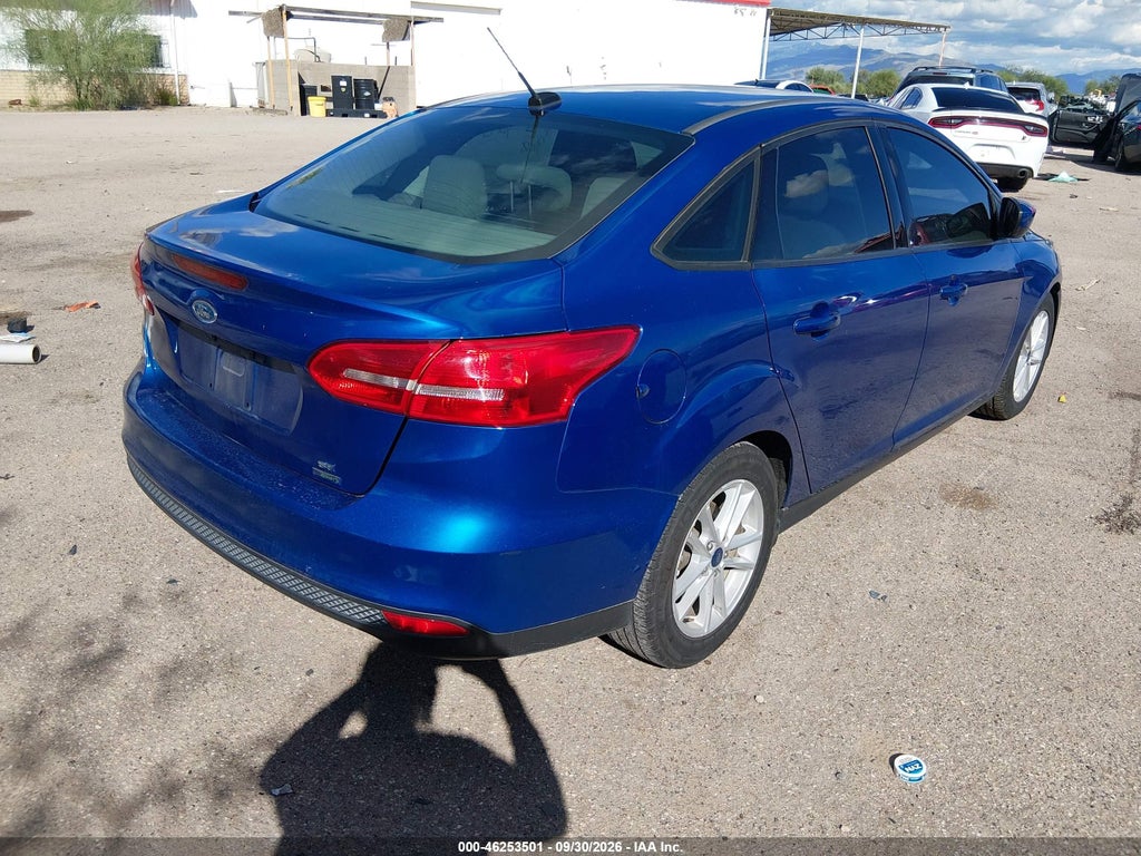 2018 Ford Focus SE photo 4