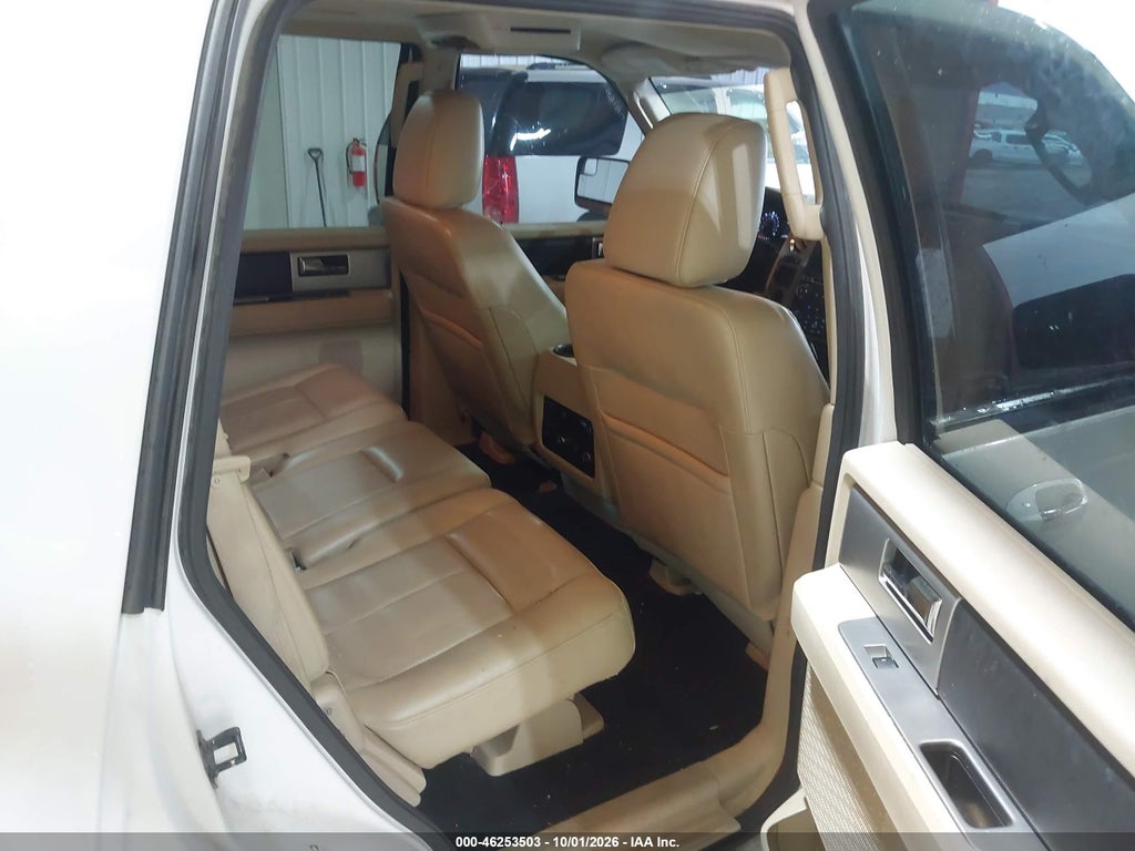 2017 Ford Expedition XLT photo 8