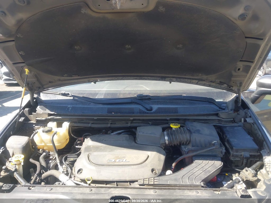 2017 Chrysler Pacifica Touring photo 10