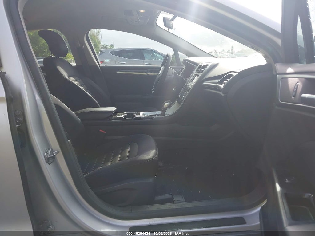 2014 Ford Fusion SE photo 5