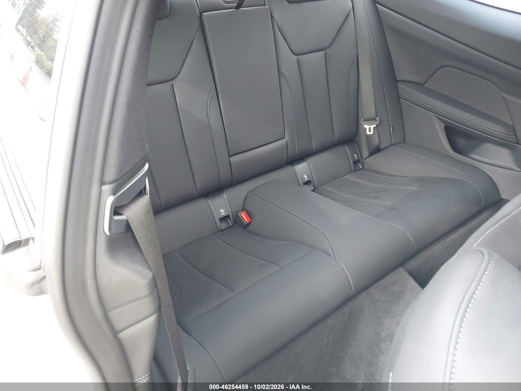 2027 BMW M440I photo 8