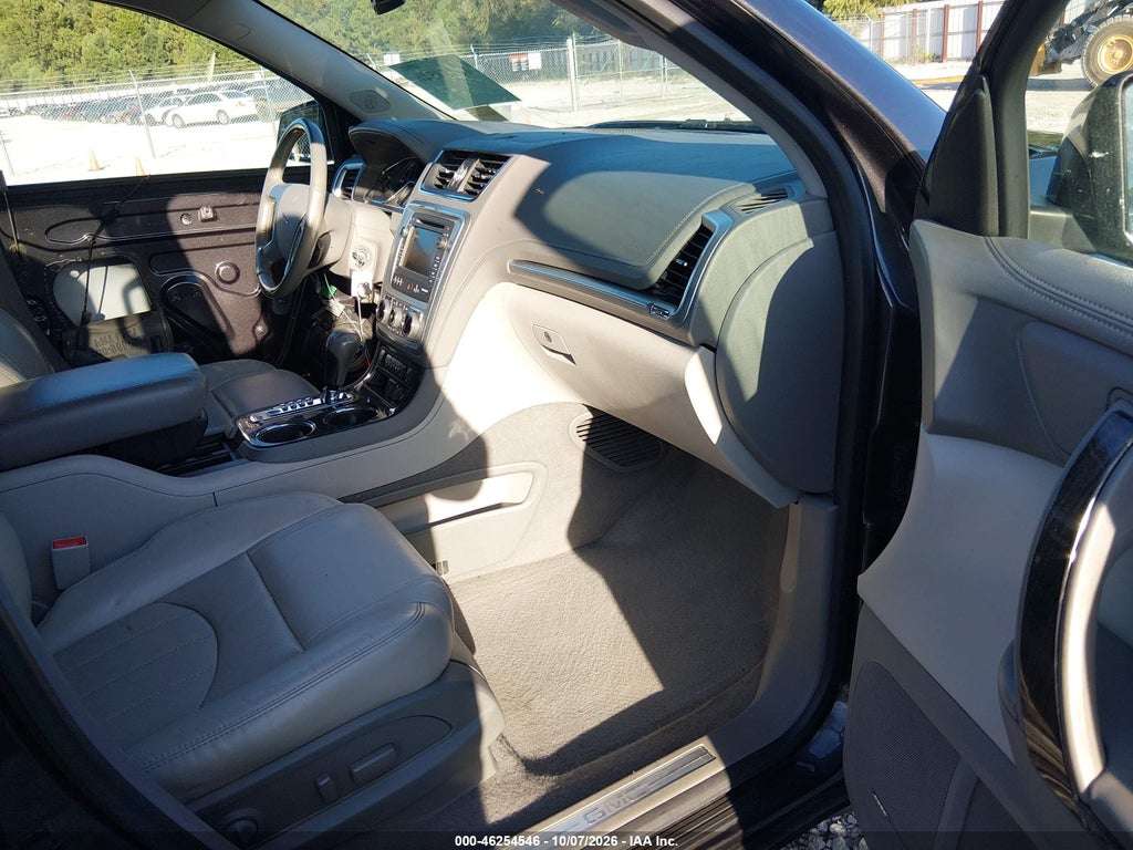 2015 GMC Acadia SLT-2 photo 5