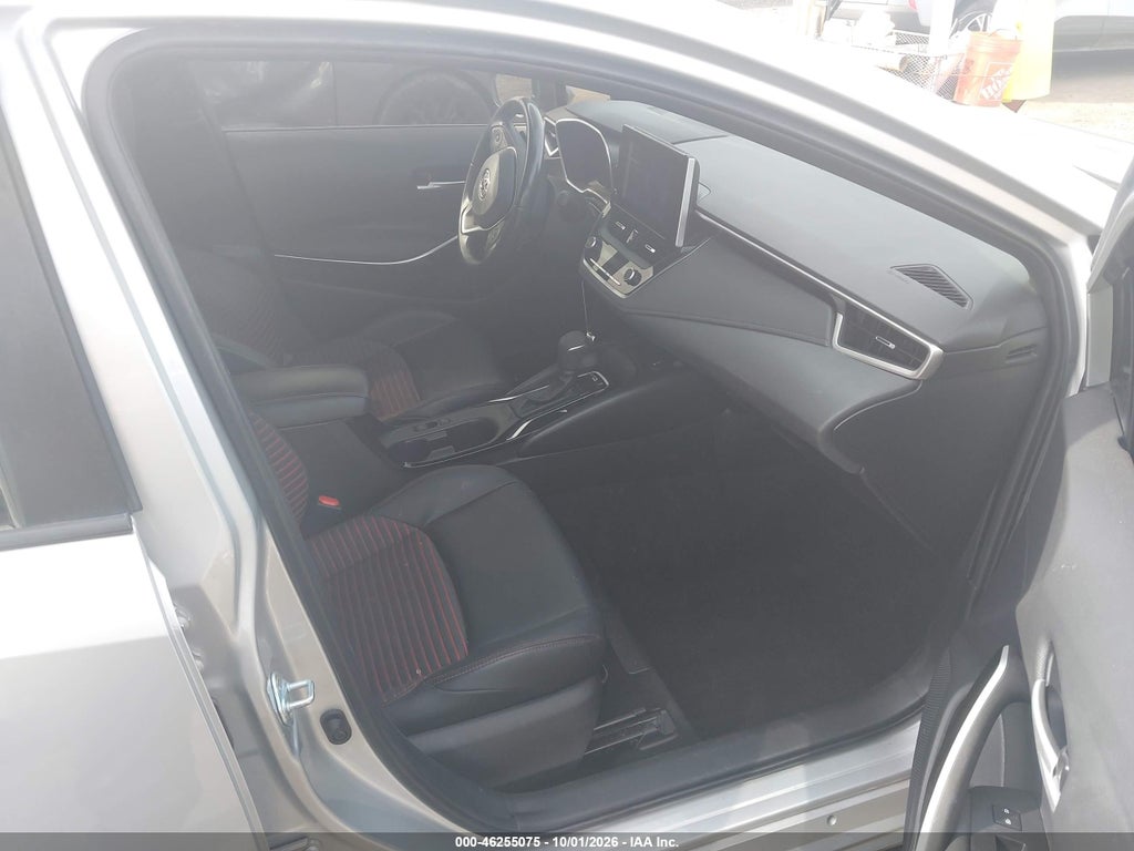 2023 Toyota Corolla XSE photo 5