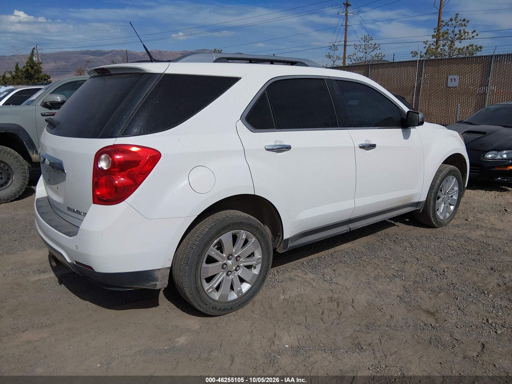 2011 Chevrolet Equinox 2LT photo 4