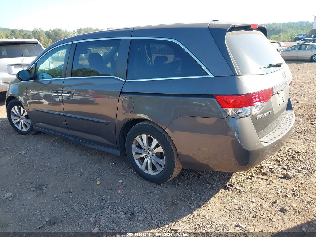 2015 Honda Odyssey EX-L photo 3