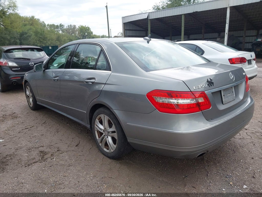 2011 Mercedes-Benz E 350 4MATIC photo 3