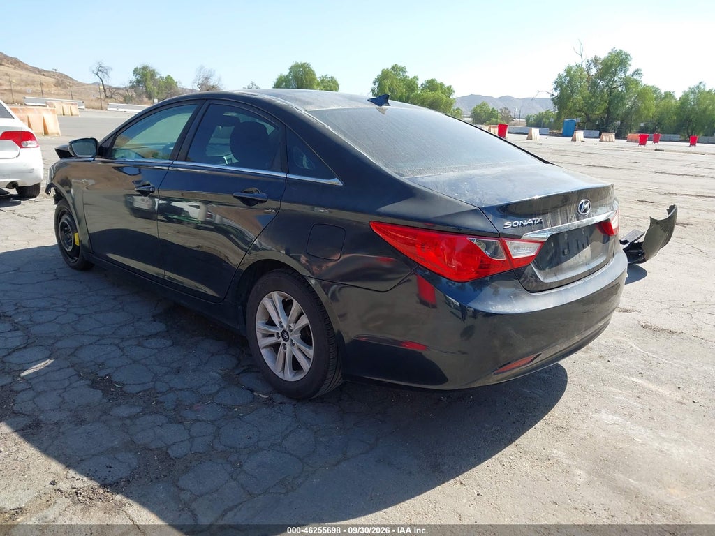 2013 Hyundai Sonata GLS photo 3