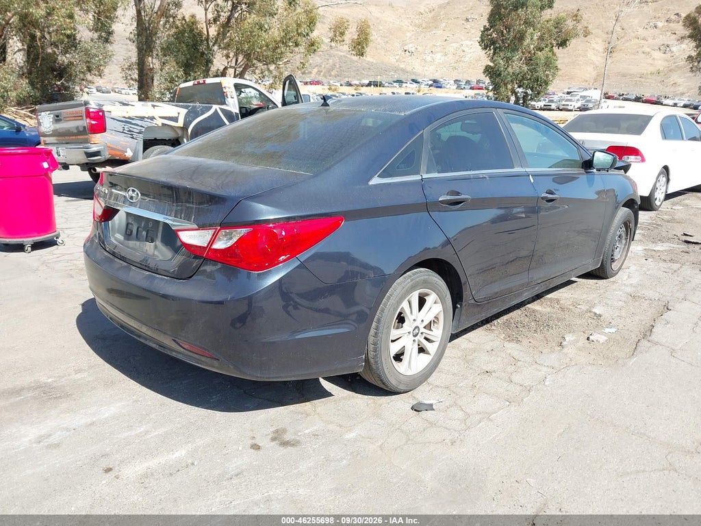 2013 Hyundai Sonata GLS photo 4