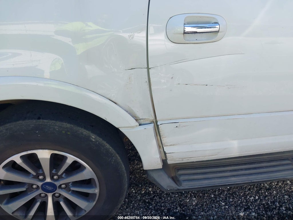 2015 Ford Expedition EL XLT photo 6