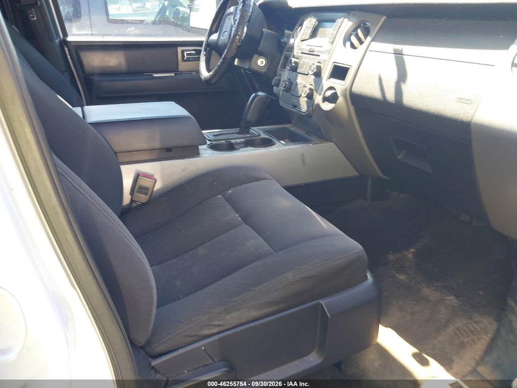 2015 Ford Expedition EL XLT photo 8
