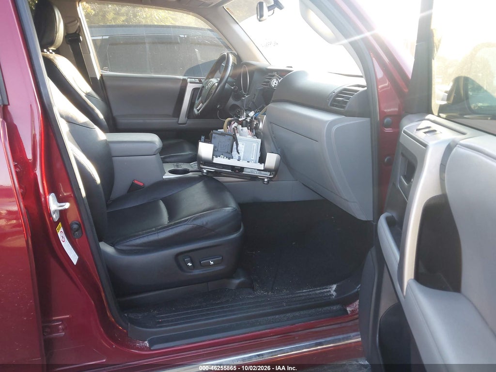 2012 Toyota 4RUNNER SR5 photo 5