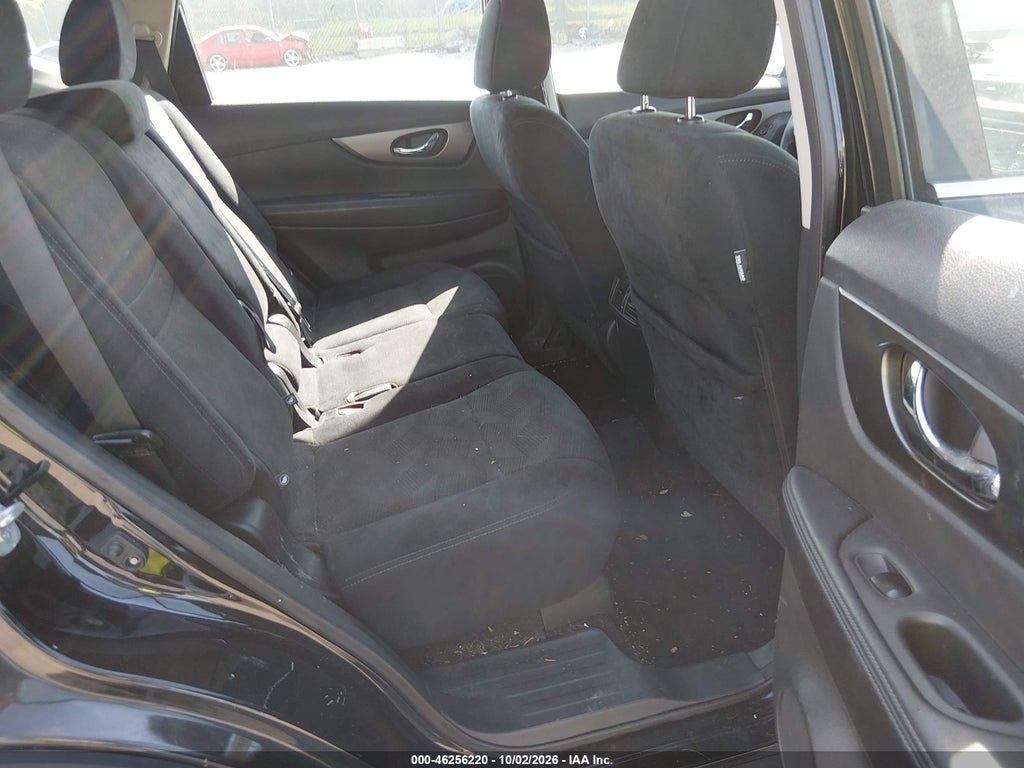 2016 Nissan Rogue S photo 8