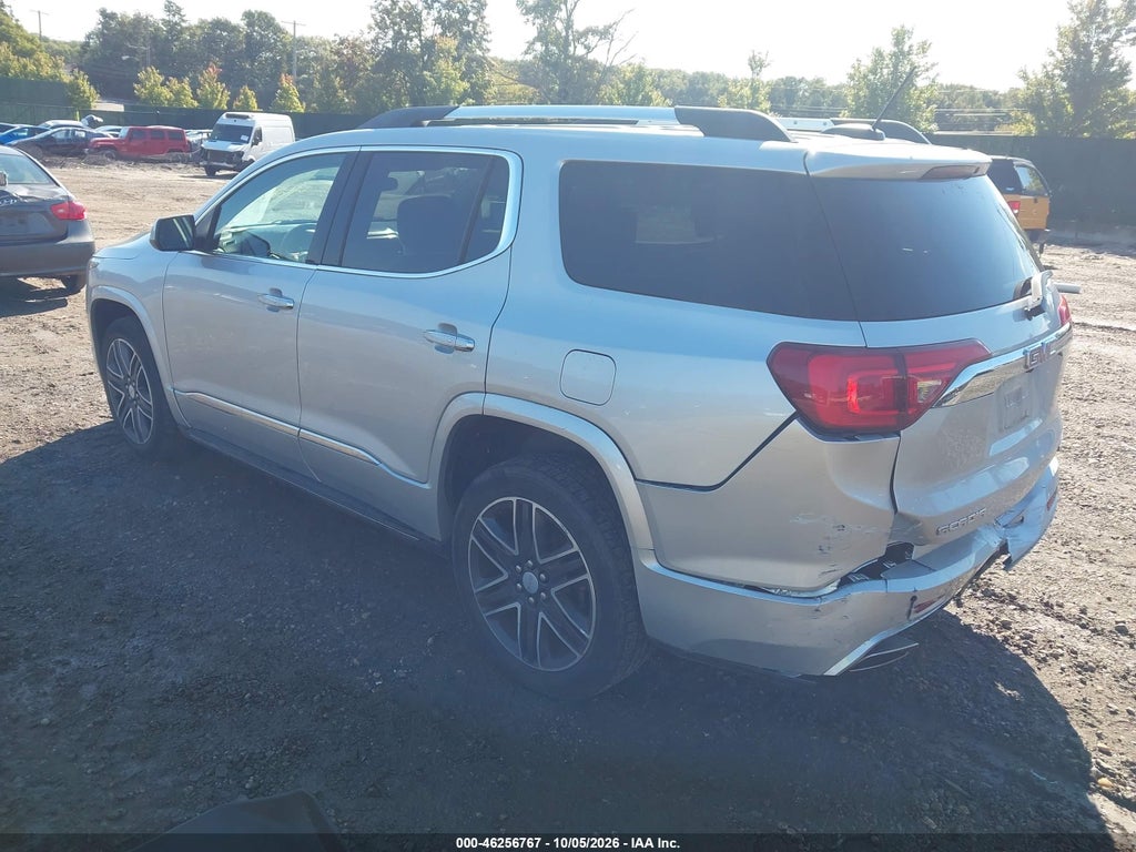 2018 GMC Acadia Denali photo 3