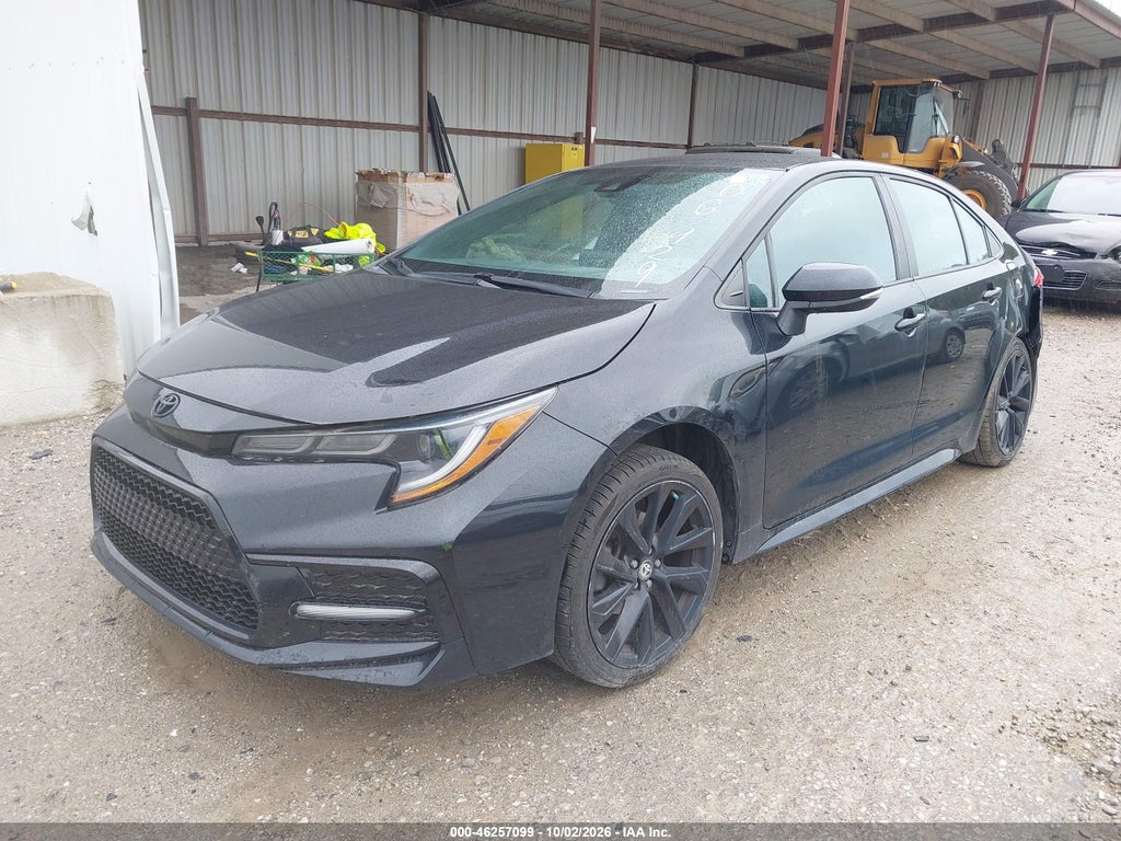 2021 Toyota Corolla SE Nightshade Edition photo 2
