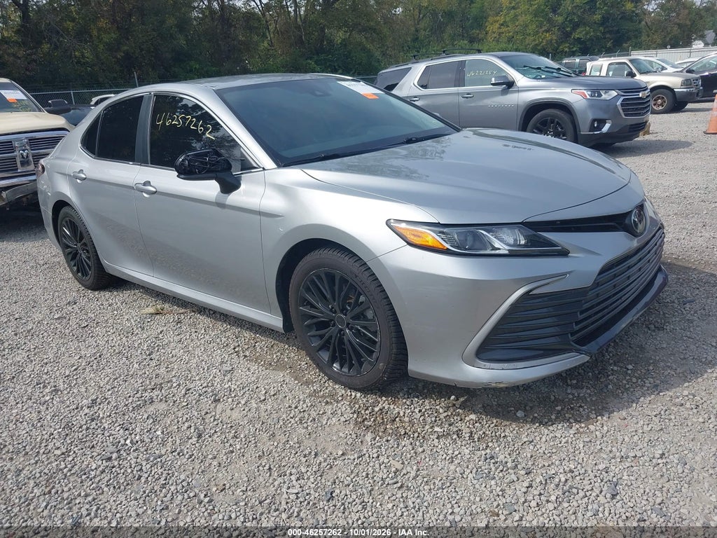 TOYOTA CAMRY 2023