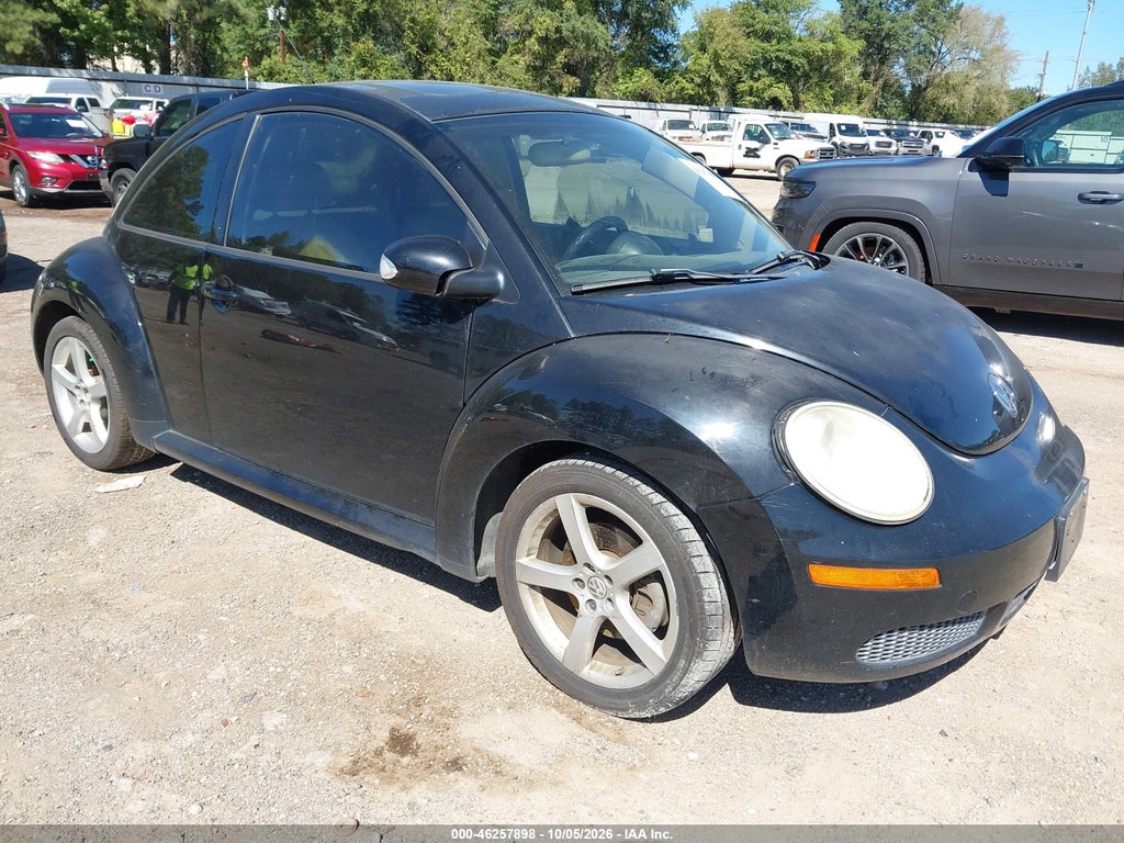 2009 Volkswagen New Beetle 2.5L photo 1