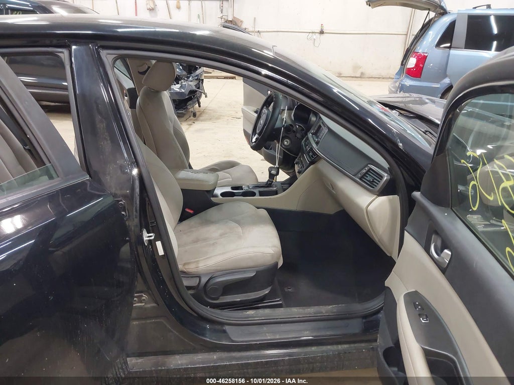 2016 Kia Optima LX photo 5