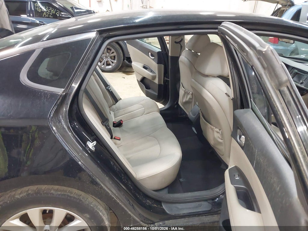 2016 Kia Optima LX photo 8