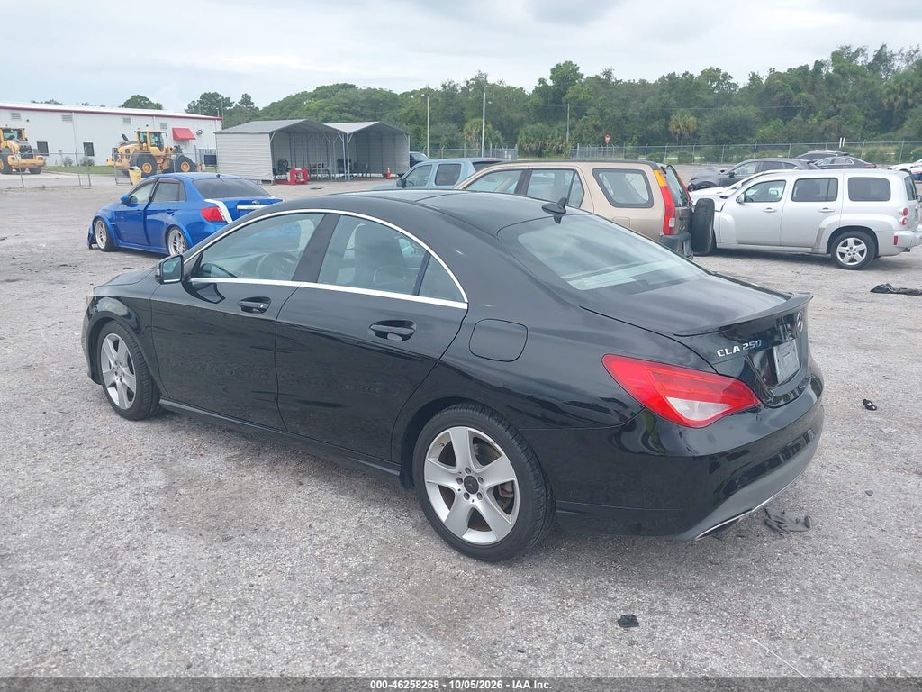 2017 Mercedes-Benz CLA 250 photo 3