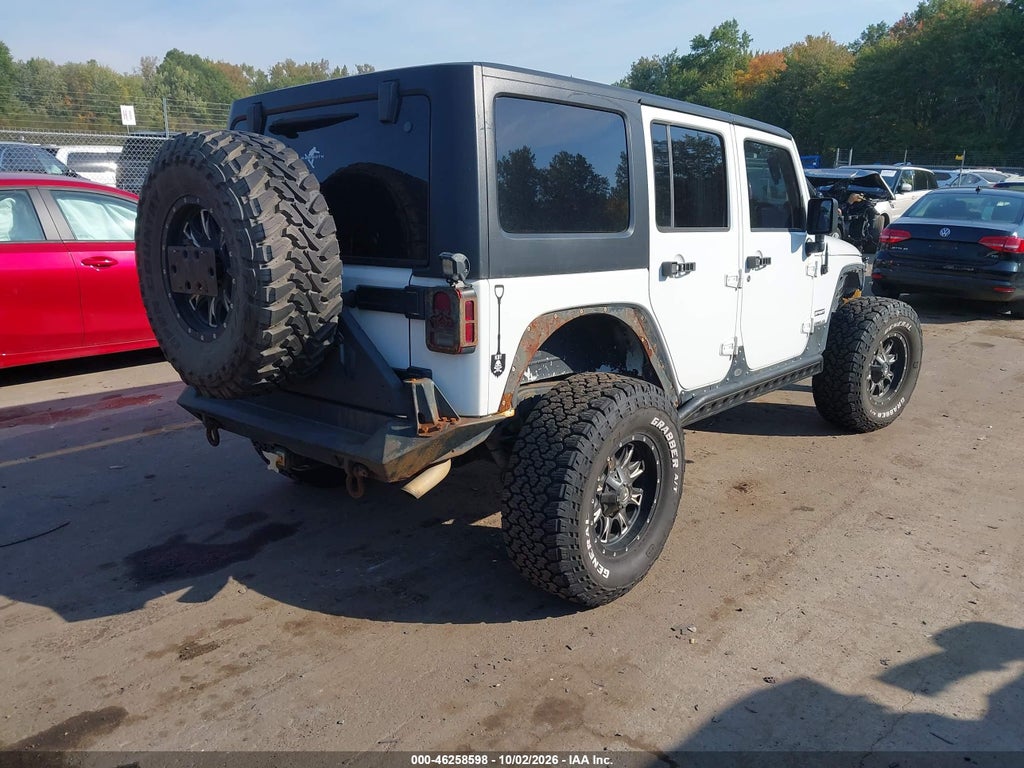 2012 Jeep Wrangler Unlimited Sport photo 4