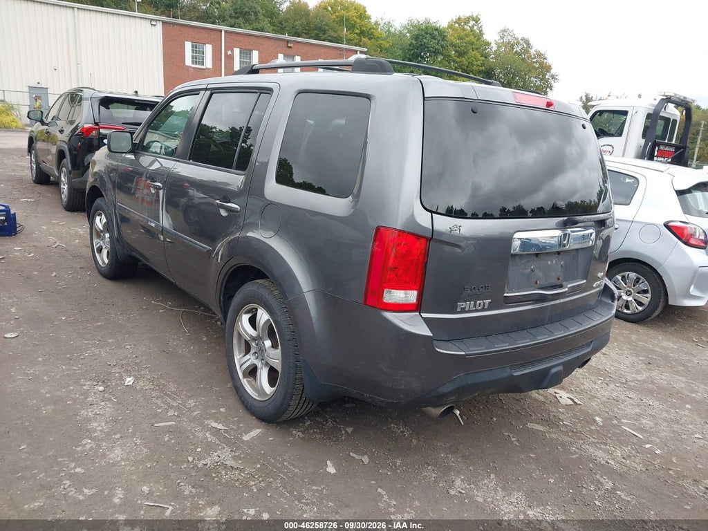 2014 Honda Pilot EX-L photo 3