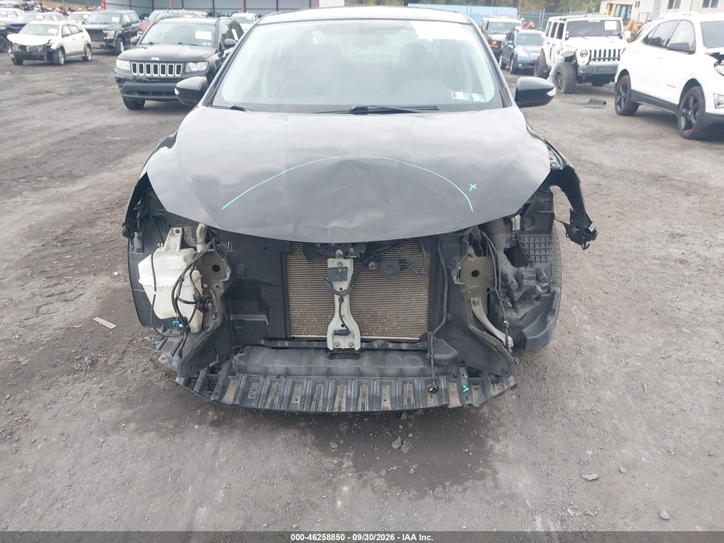2019 Nissan Sentra SR photo 6