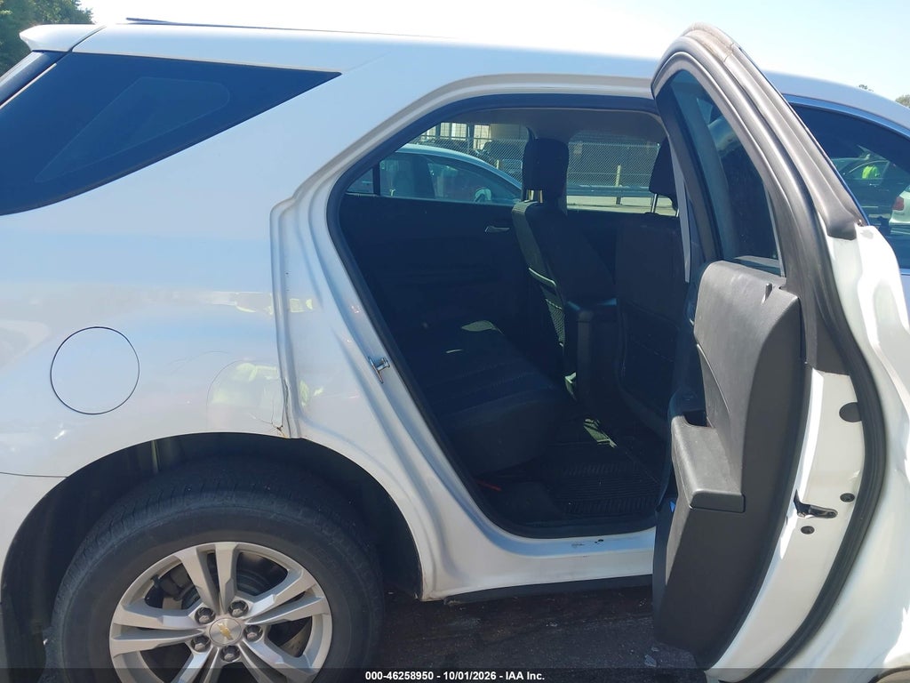 2017 Chevrolet Equinox LS photo 8
