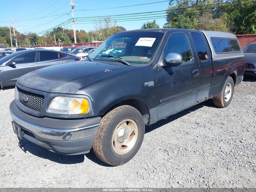 2000 Ford F-150 Work Series/XL/XLT photo 2
