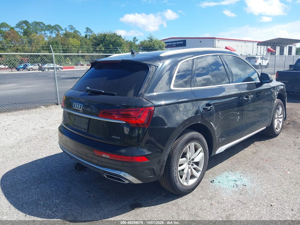 2022 Audi Q5 Premium 45 Tfsi S Line Quattro S Tronic photo 4